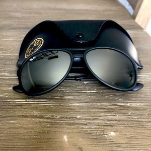 Ray ban aviator sun glasses